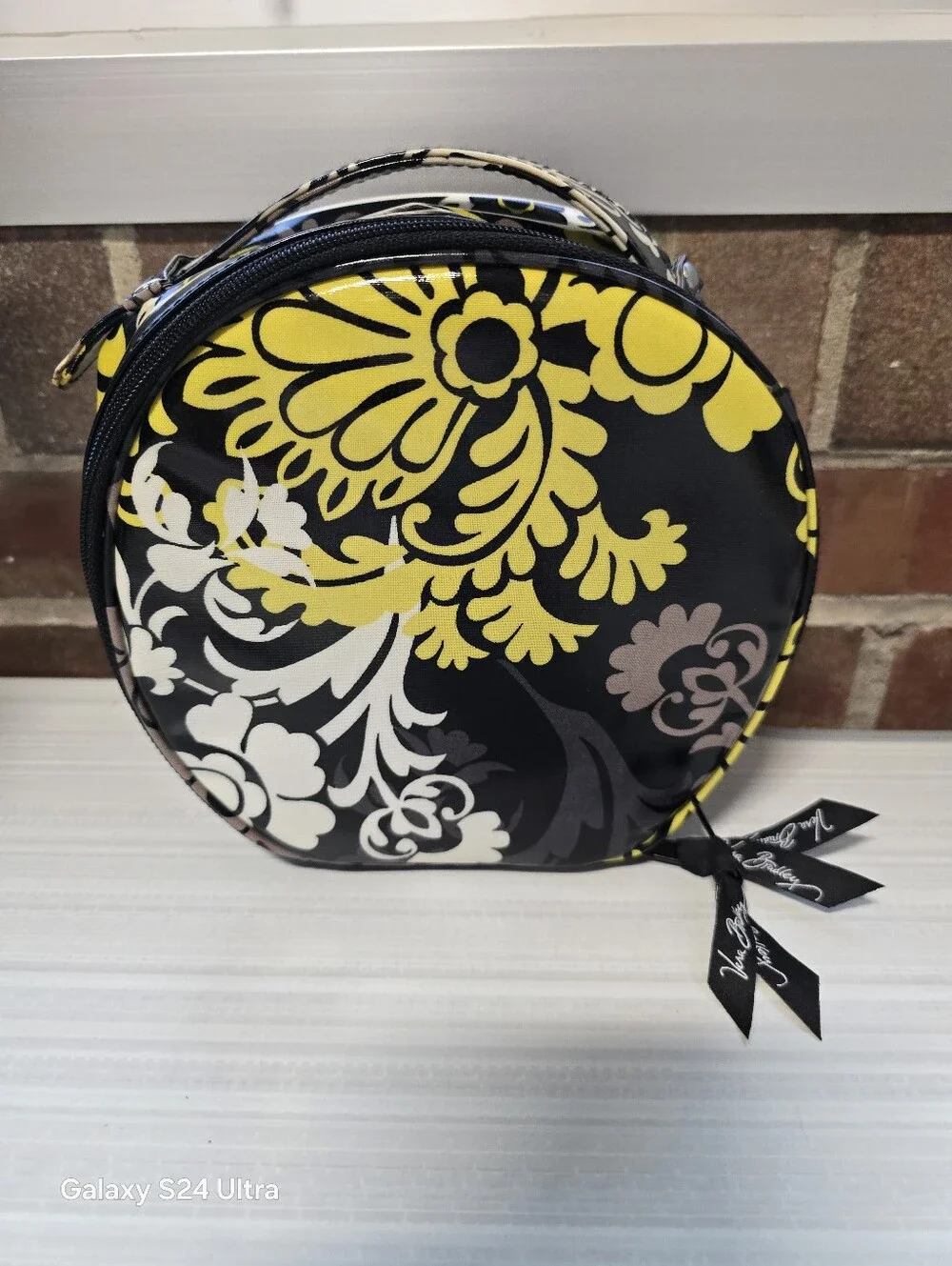Vera Bradley Baroque Hatbox ROUND Cosmetic Travel Makeup Tote Bag VINYL